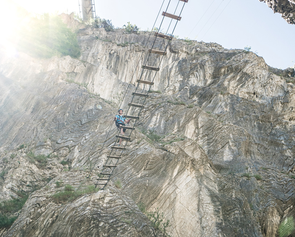 via ferrata noire pont de singe